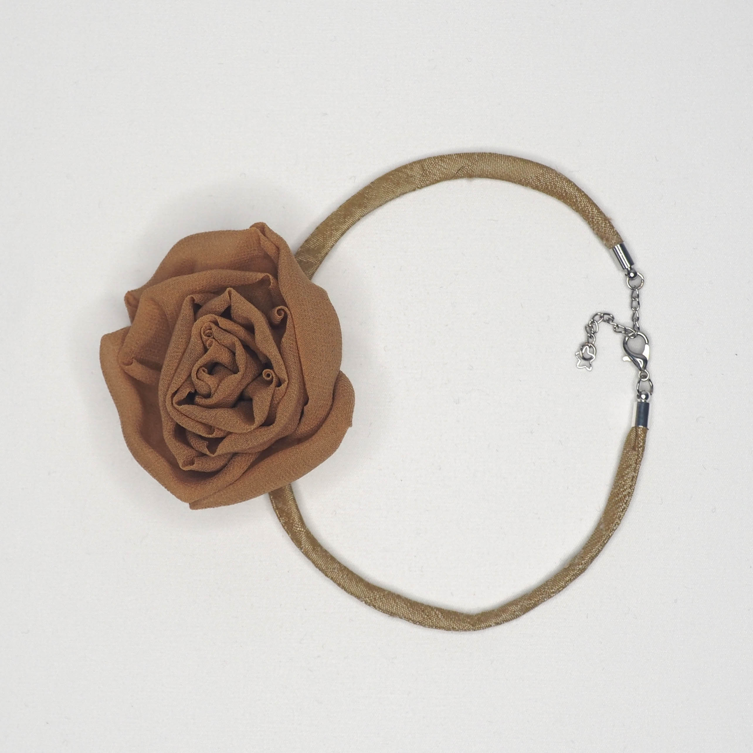 Natural Silk Rose Choker Necklace