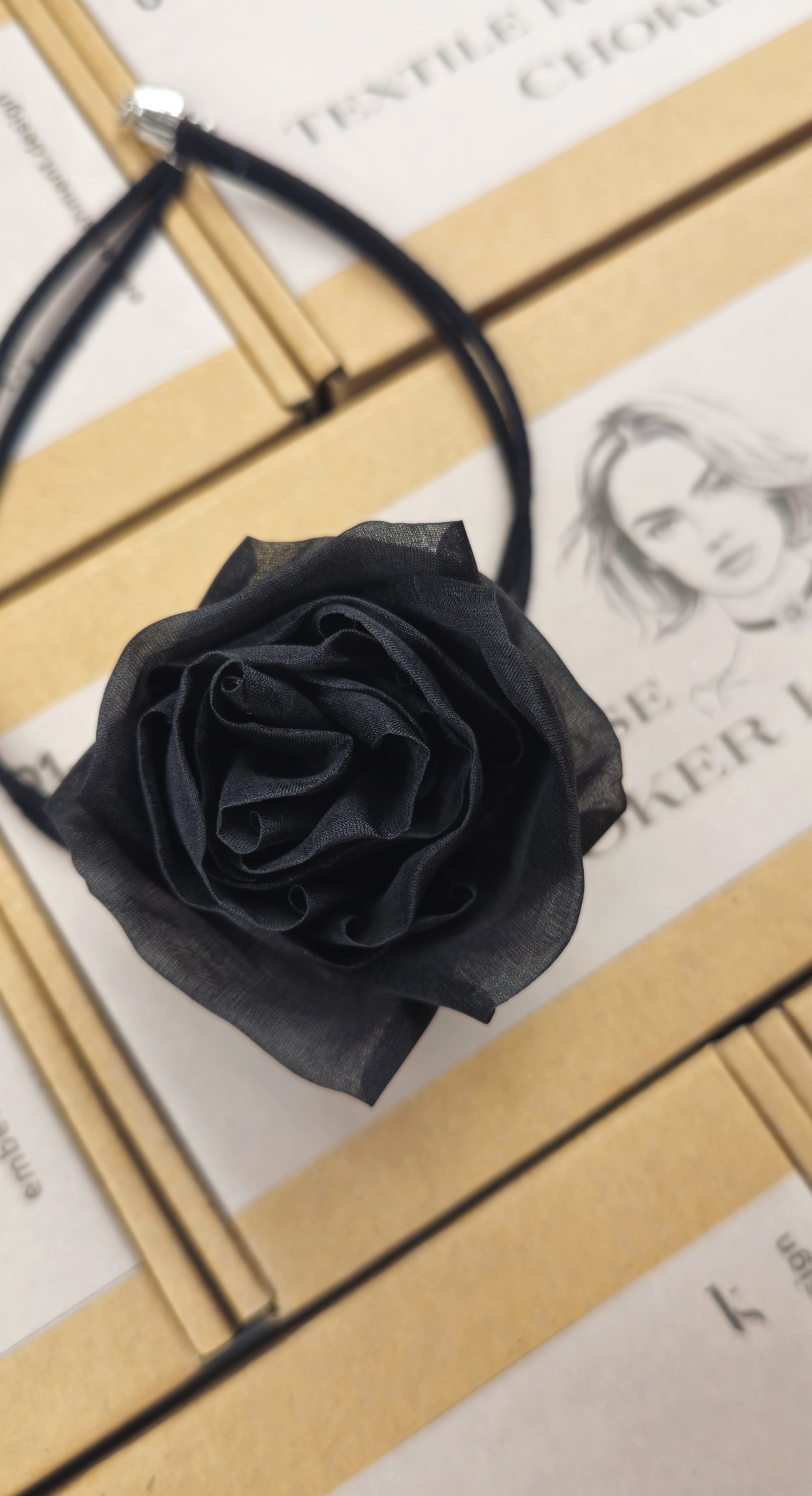 Textile Rose Choker Craft Kit Black