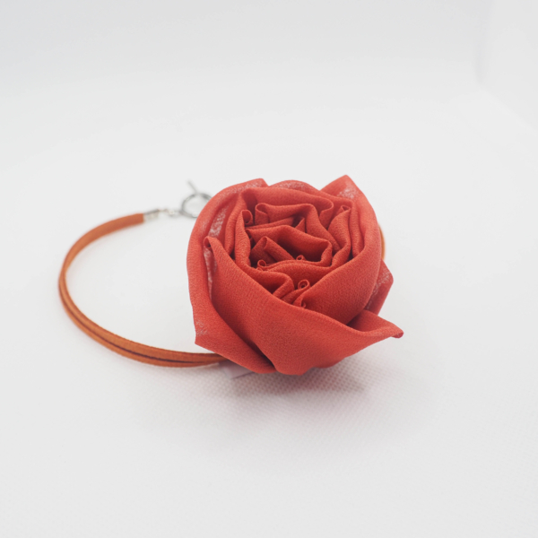 Silk Rose Choker Craft Kit Red